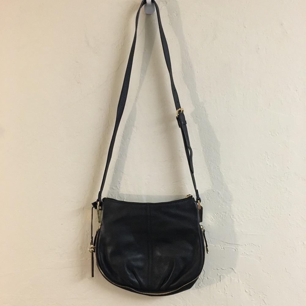 Vince Camuto Leather Crossbody Shoulder Bag Black Expandable Gold Zipper Detail - Picture 7 of 15